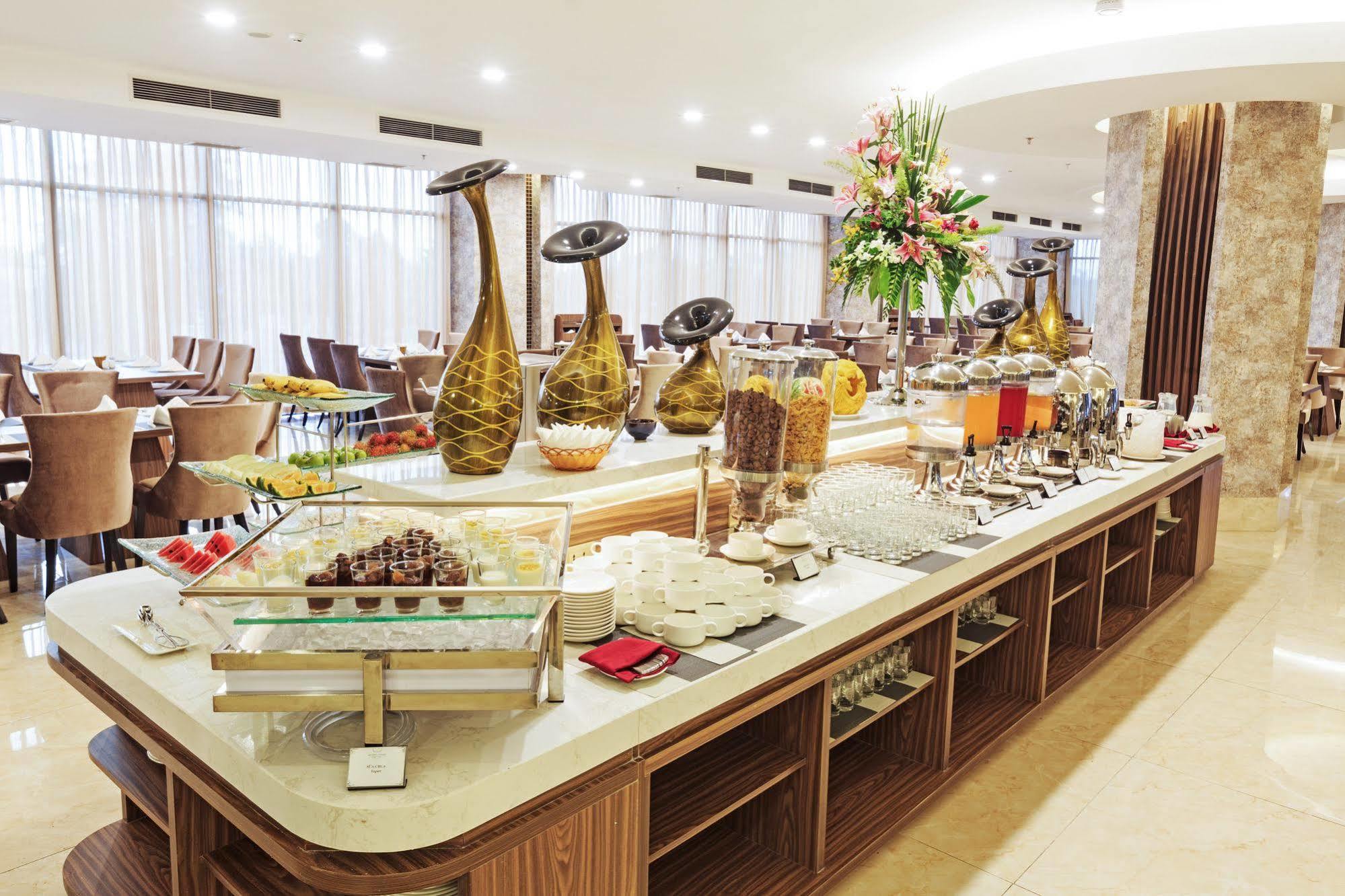 芹苴孟清奢华酒店 外观 照片